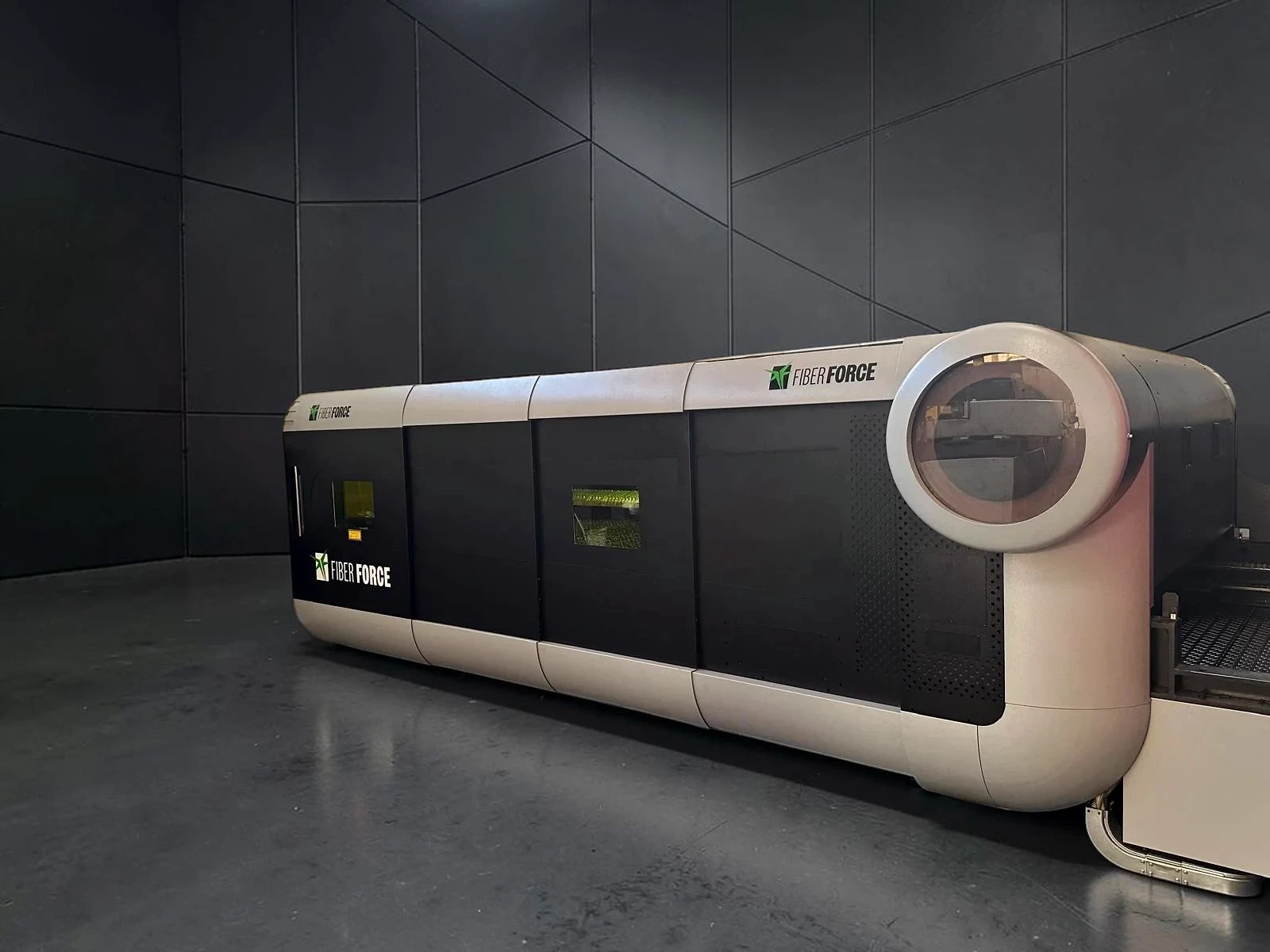 Sistema laser Fiber Force in officina